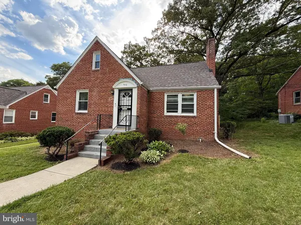 9110 AUTOVILLE DR, College Park, MD 20740