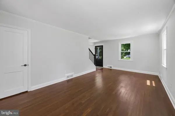 6506 BEVERLY RD, Baltimore, MD 21239