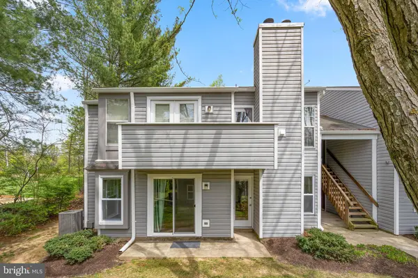 3925 GREENCASTLE RD #103, Burtonsville, MD 20866