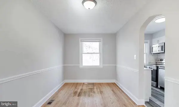 1046 ELM RD, Halethorpe, MD 21227
