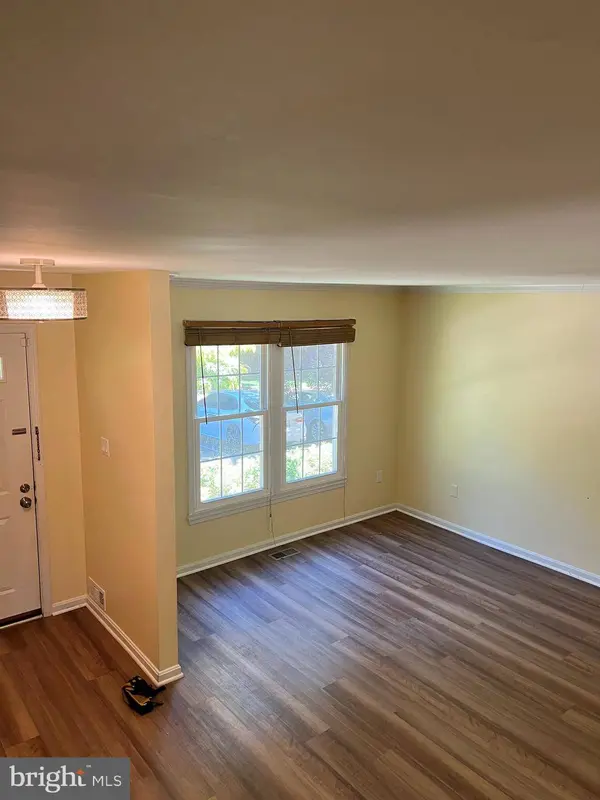 2915 MOZART DR, Silver Spring, MD 20904