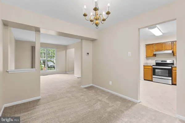 2106 CARRIAGE SQUARE PL, Silver Spring, MD 20906