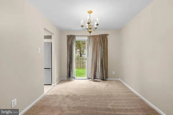 2106 CARRIAGE SQUARE PL, Silver Spring, MD 20906