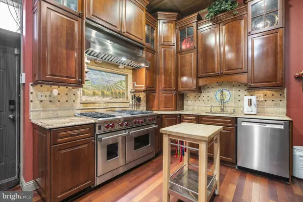 106 E CHASE ST, Baltimore, MD 21202