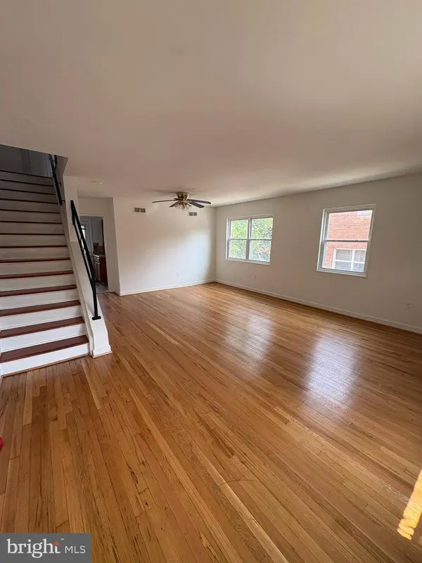 6212 CARTERS LN, Riverdale, MD 20737