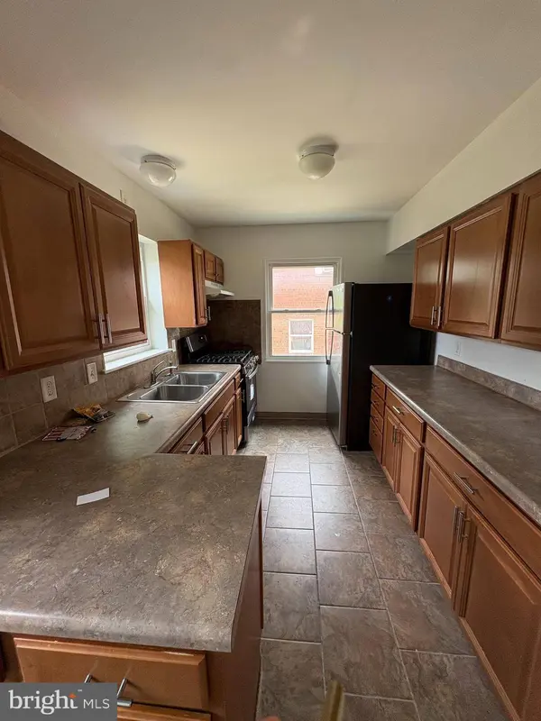 6212 CARTERS LN, Riverdale, MD 20737