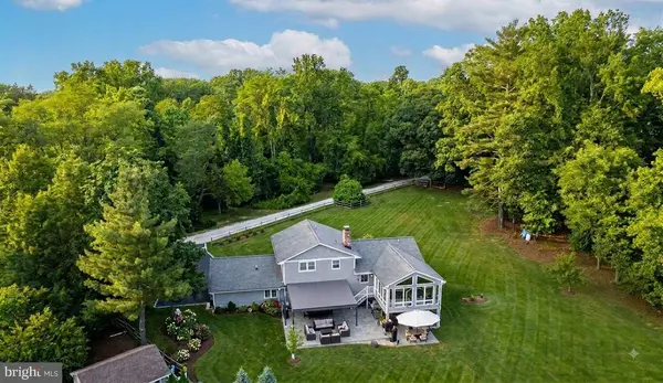 384 EAGLE HILL RD
