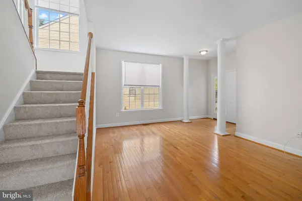 1820 N GREENLEESE DR, Frederick, MD 21701