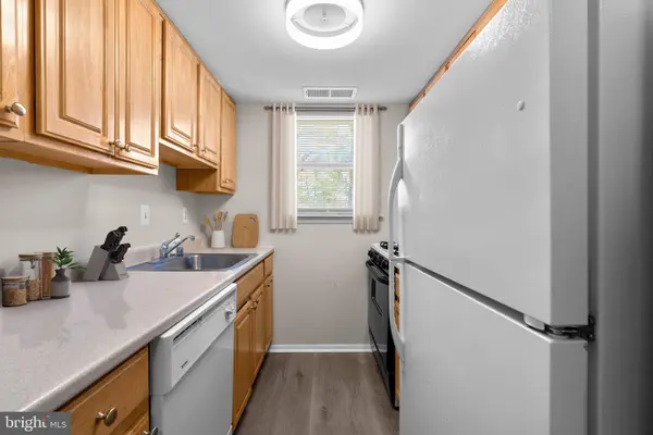 3612 COURT HOUSE DR #3B, Ellicott City, MD 21043