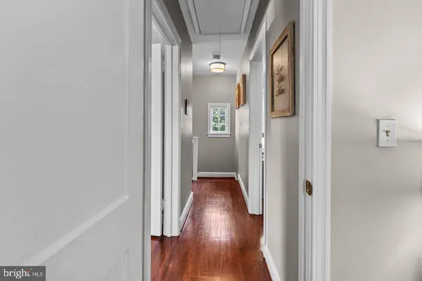 2504 SEMINARY RD, Silver Spring, MD 20910