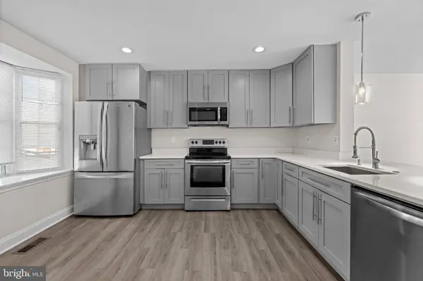 122 COURTLAND WOODS CIR, Pikesville, MD 21208