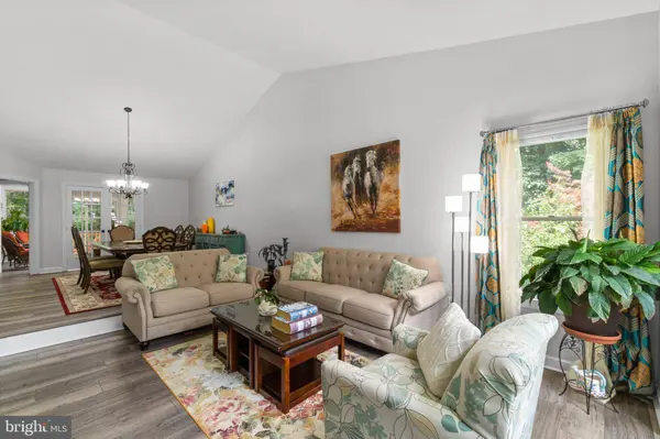 6874 CARAVAN CT, Columbia, MD 21044