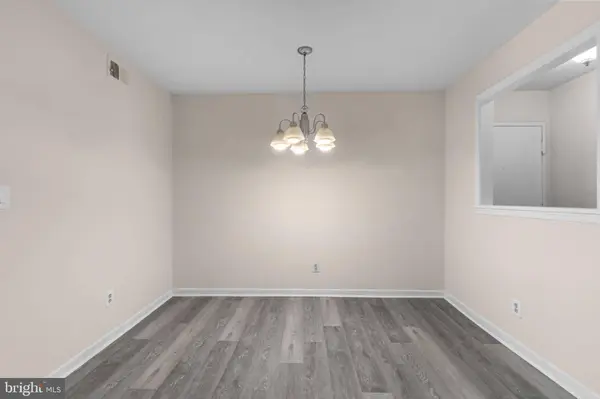 5478 CEDAR LN #B3, Columbia, MD 21044