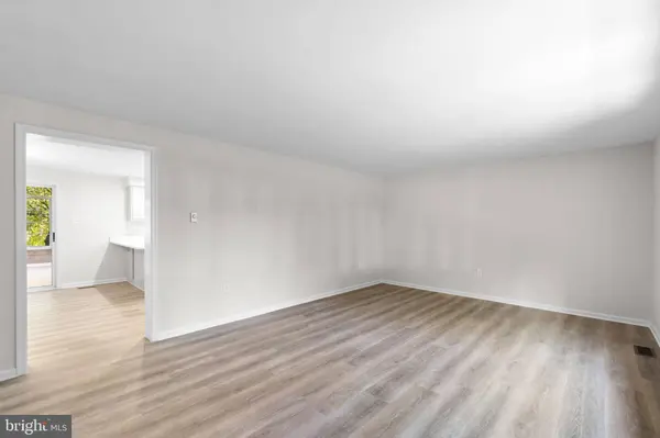5004 MORNING STAR DR, Dayton, MD 21036