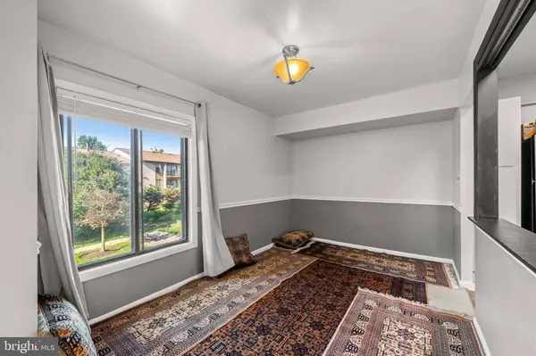 6946 HANOVER PKWY #201, Greenbelt, MD 20770