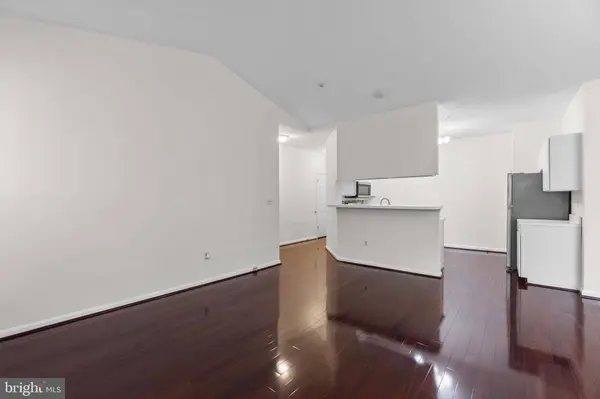 7204 BOGLEY RD #303, Windsor Mill, MD 21244