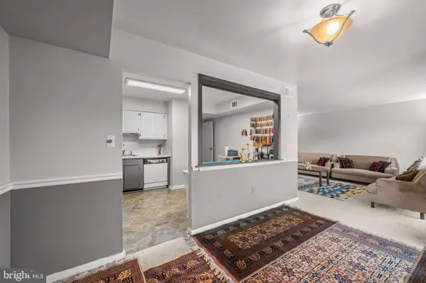 6946 HANOVER PKWY #201, Greenbelt, MD 20770