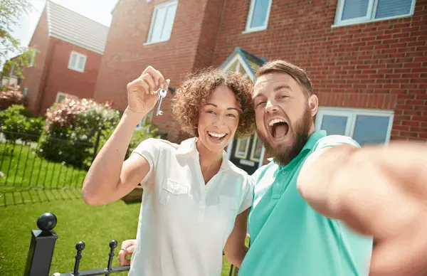 5 Reasons June Is a Smart Time for First-Time Buyers