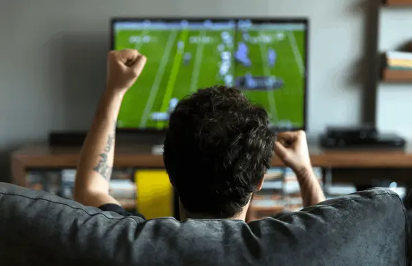 The 8 Best Home Features for Hosting Football Sundays