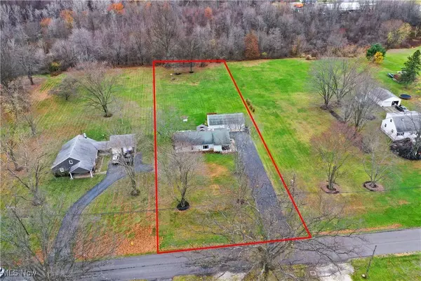 4219 Smith Stewart RD, Vienna, OH 44473