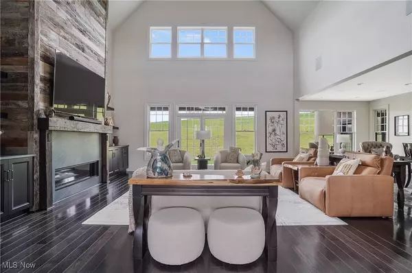 51271 Fieldstone DR, East Liverpool, OH 43920