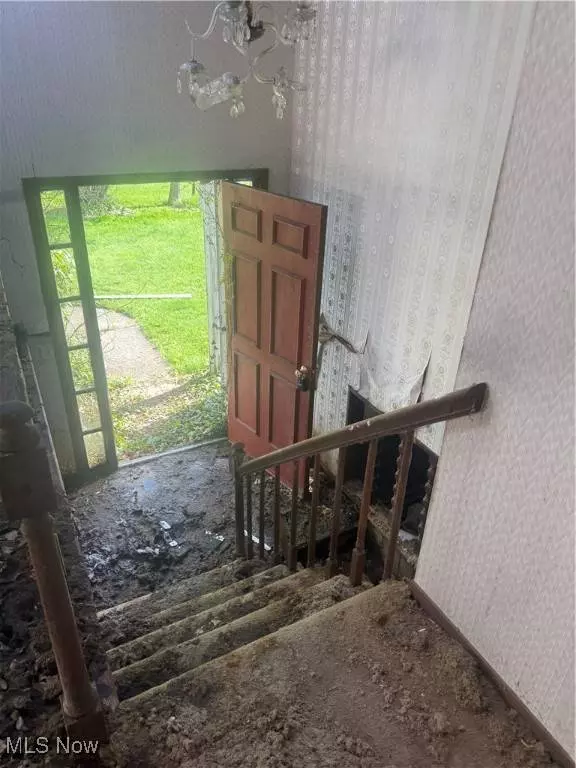 24858 Sherman ST, Homeworth, OH 44634