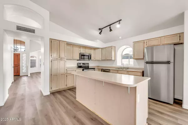 4811 W Oakland Street, Chandler, AZ 85226