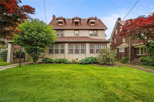 1829 Coronado AVE, Youngstown, OH 44504