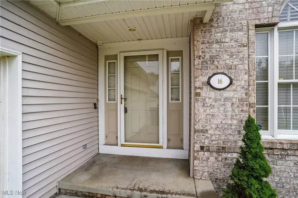 8550 Ivy Hill DR #16, Boardman, OH 44514