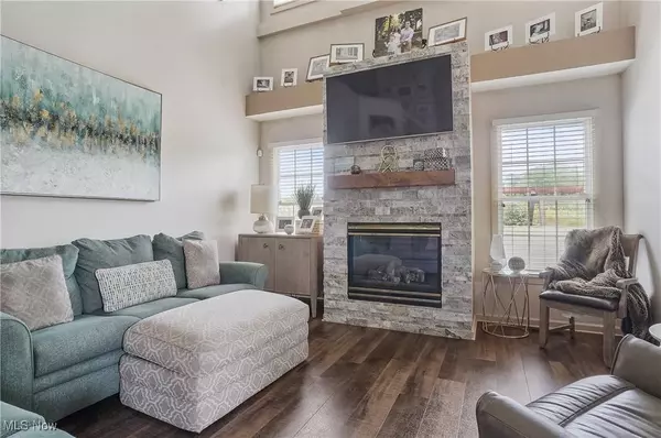 8550 Ivy Hill DR #16, Boardman, OH 44514