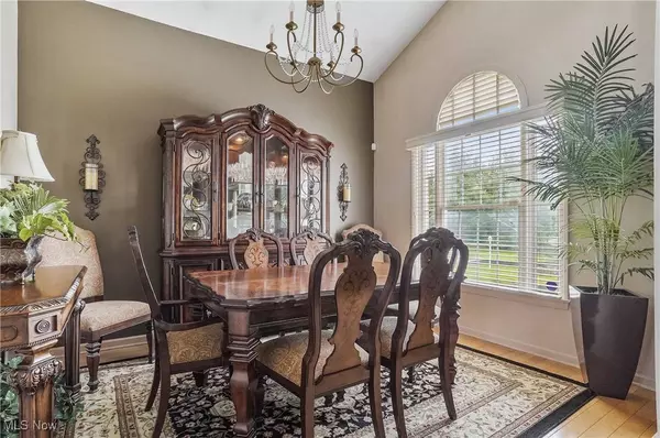 8550 Ivy Hill DR #16, Boardman, OH 44514