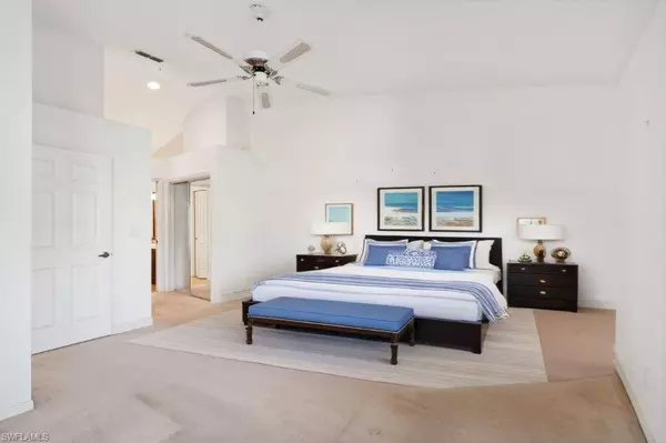 24797 Lakemont Cove LN #202, Bonita Springs, FL 34134