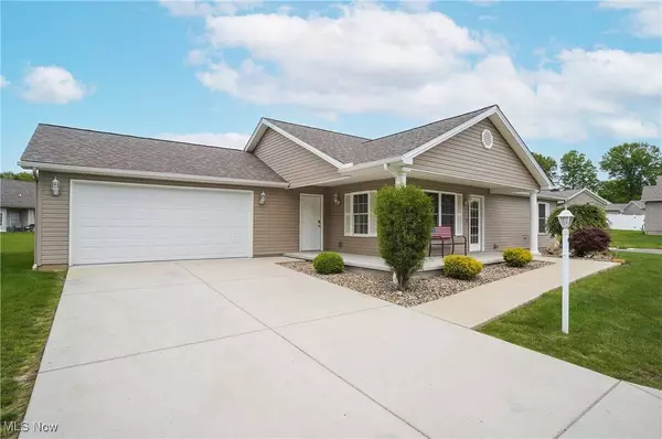 603 S Raccoon RD #13, Austintown, OH 44515