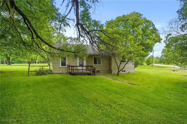 890 E Liberty ST, Hubbard, OH 44425