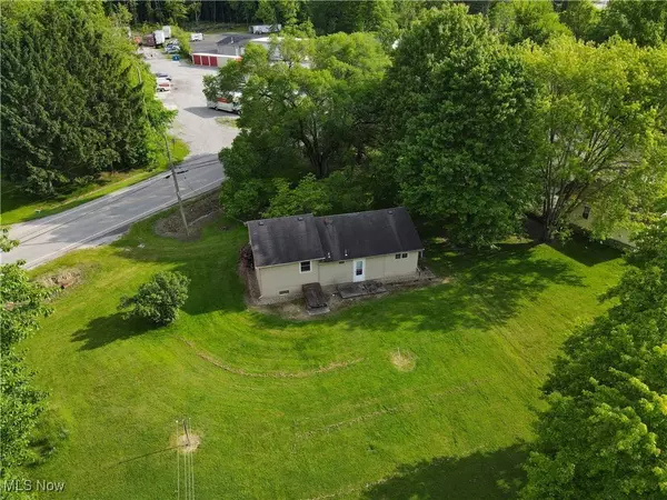 890 E Liberty ST, Hubbard, OH 44425