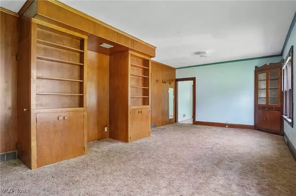 355 N 12th ST, Sebring, OH 44672