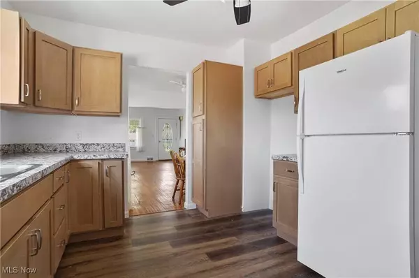 608 S 14th ST, Sebring, OH 44672