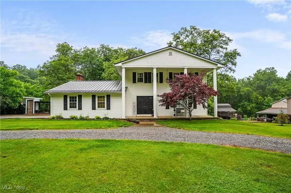 7436 Crory RD, Canfield, OH 44406