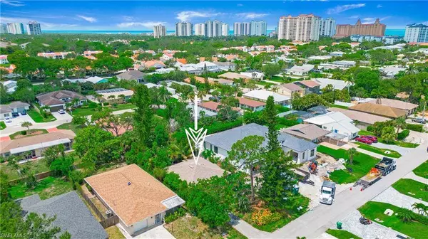 638 93rd AVE N, Naples, FL 34108