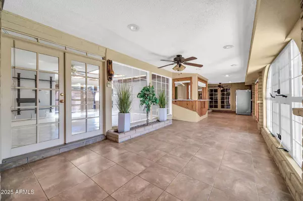 6217 W Orange Drive, Glendale, AZ 85301