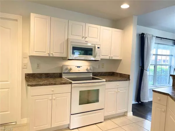 717 Knox AVE S, Lehigh Acres, FL 33974