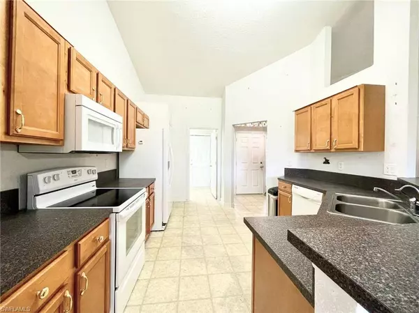 836 Dawhert AVE S, Lehigh Acres, FL 33974