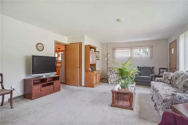 715 E Lincoln WAY, Lisbon, OH 44432