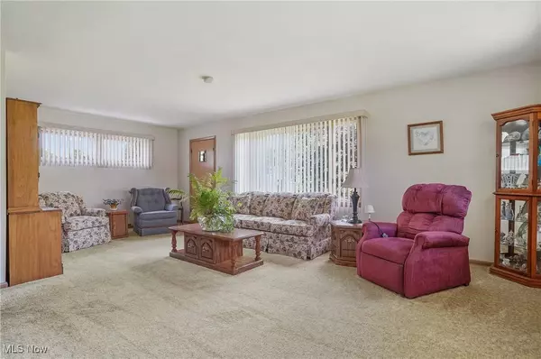 715 E Lincoln WAY, Lisbon, OH 44432