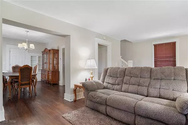 4144 Helena AVE, Youngstown, OH 44512