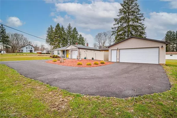 6470 Duncan DR, Poland, OH 44514