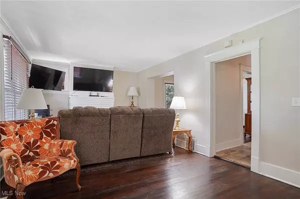 4144 Helena AVE, Youngstown, OH 44512