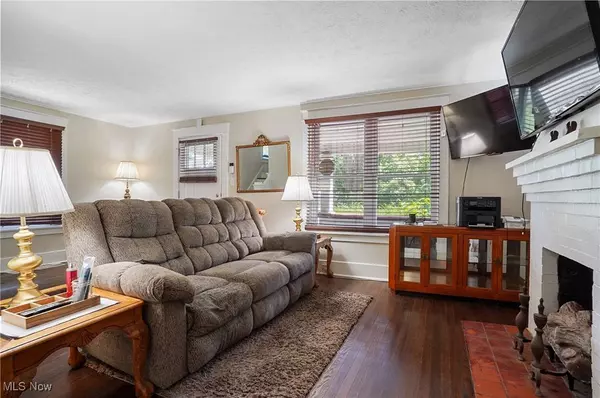 4144 Helena AVE, Youngstown, OH 44512