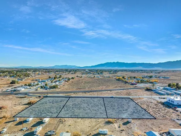 1140 W Charleston Park AVE, Pahrump, NV 89048