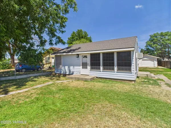 914 madison Ave, Toppenish, WA 98948